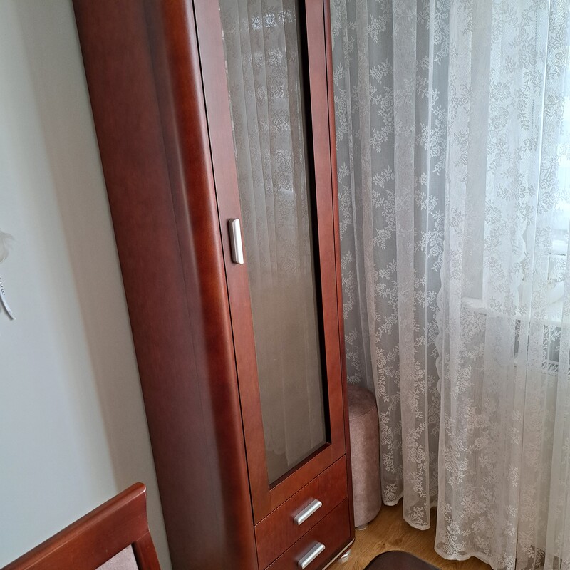 Elbląg DREWNIANA komoda na sprzedaż, elegancka, wykonana idealnie, firmy Meble Bydgoskie, w bardzo dobrym. stanie.