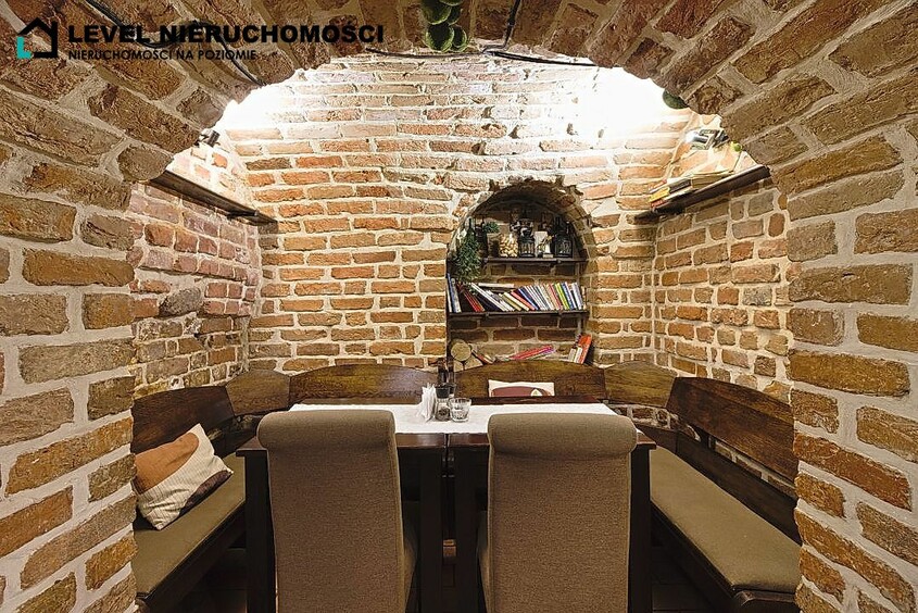 Elbląg LEVEL NIERUCHOMOŚCIRestauracja „ Przy Bramie” ul. Garbary, Elbląg90,5m2NIERUCHOMOŚCI NA
