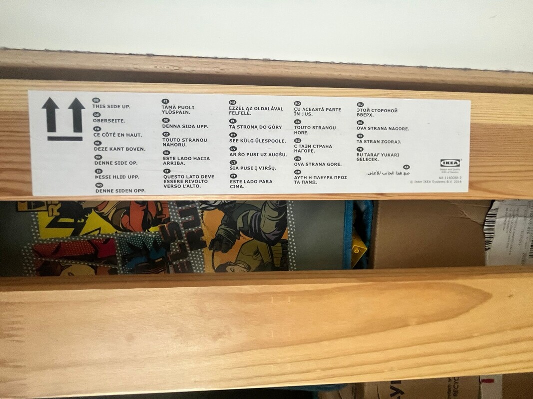 Elbląg Sprzedam łóżko dziecięce wraz z materacem wysokiej jakości (kieszeniowy, na sprężynach). Stan oceniam na bardzo