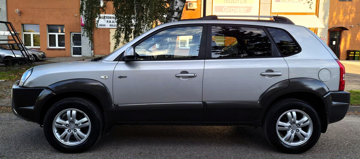 Elbląg HYUNDAY TUCSON 4X4 2,0CRDI 140km Bogata Wersja Wyposażenia 2008Rok-4x Elektryczne Szyby Abs Radio Nawigacja