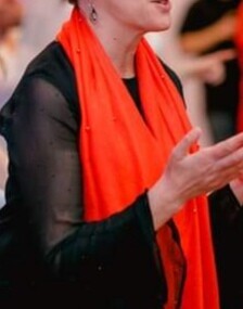 Elbląg Sprzedam sukienkę (kupiona w H& M).
Rozmiar 36.
Z tyłu haftka.
Na 165 cm wzrostu.
Na szczupłą osobę.