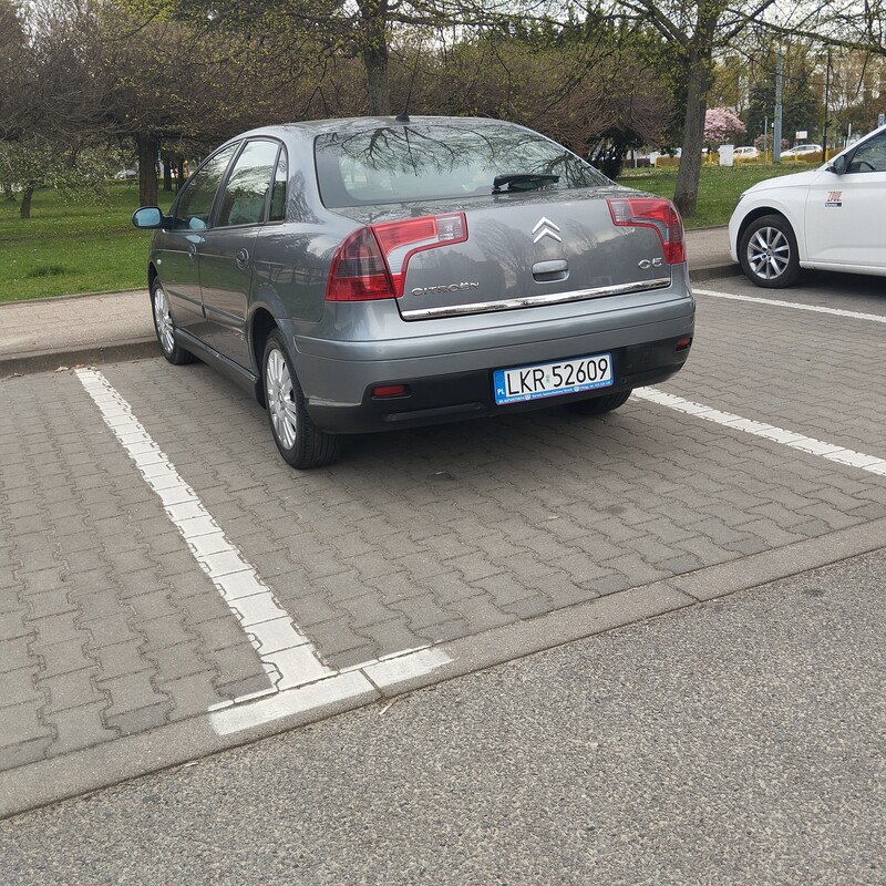 Elbląg Sprzedam Zadbanego
CITROENA C5 - z Doskonałym Silnikiem - 2.O HDI.
Kolor - GRAFIT METALIC.
Super TAPICERKA