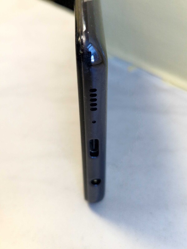 Elbląg Sprzedam telefon Samsung Galaxy A42 5G w stanie idealnym. W komplecie dołączona jest oryginalna ładowarka