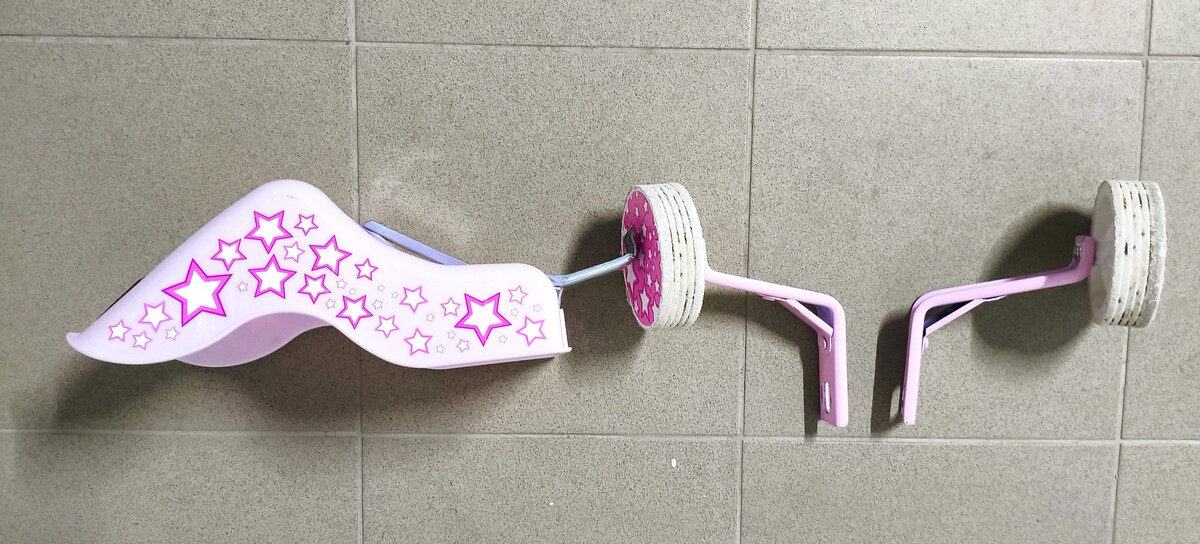 Elbląg Rower dziecięcy dla dziewczynki – 14” | stan bardzo dobry | komplet akcesoriów I 2 sztuki