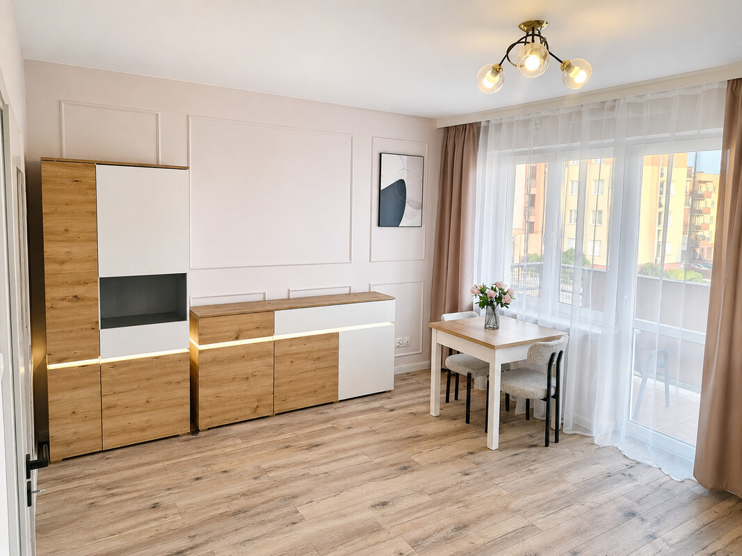 Elbląg Wynajmę komfortową kawalerkę w Elblągu (Nad Jarem) o pow.36 m2 z dużym balkonem