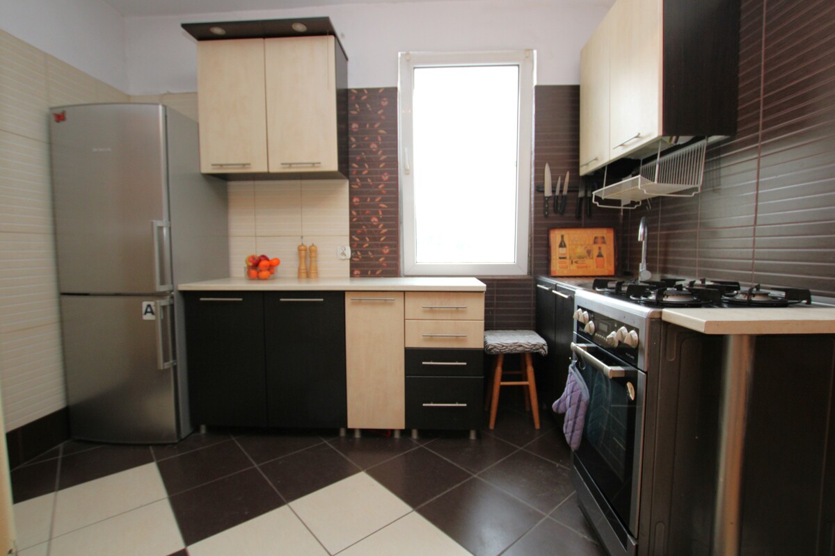 Elbląg NIERUCHOMOŚCI ANNA KRASZEWSKA Mieszkanie 4-pokojowe na drugim piętrze w blokuz zasobów SM,