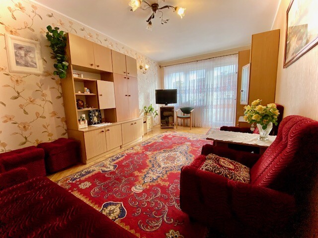 Elbląg Oferujemy na sprzedaż funkcjonalne mieszkanie 2-pokojowe o pow.49,4 m2, znajdujące się przy