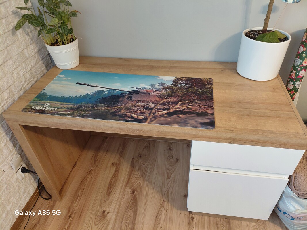 Elbląg Sprzedam biurko firmy Wójcik. Wymiary135×165.Stan bardzo dobry. Cena do negocjacji