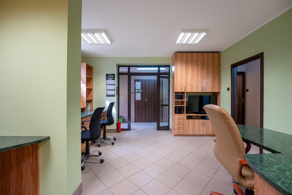 Elbląg LOKAL UŻYTKOWY 89,9 m² W CENTRUM ELBLĄGA – UL. HETMAŃSKANA SPRZEDAŻ LOKAL UŻYTKOWY O POWIERZCHNI