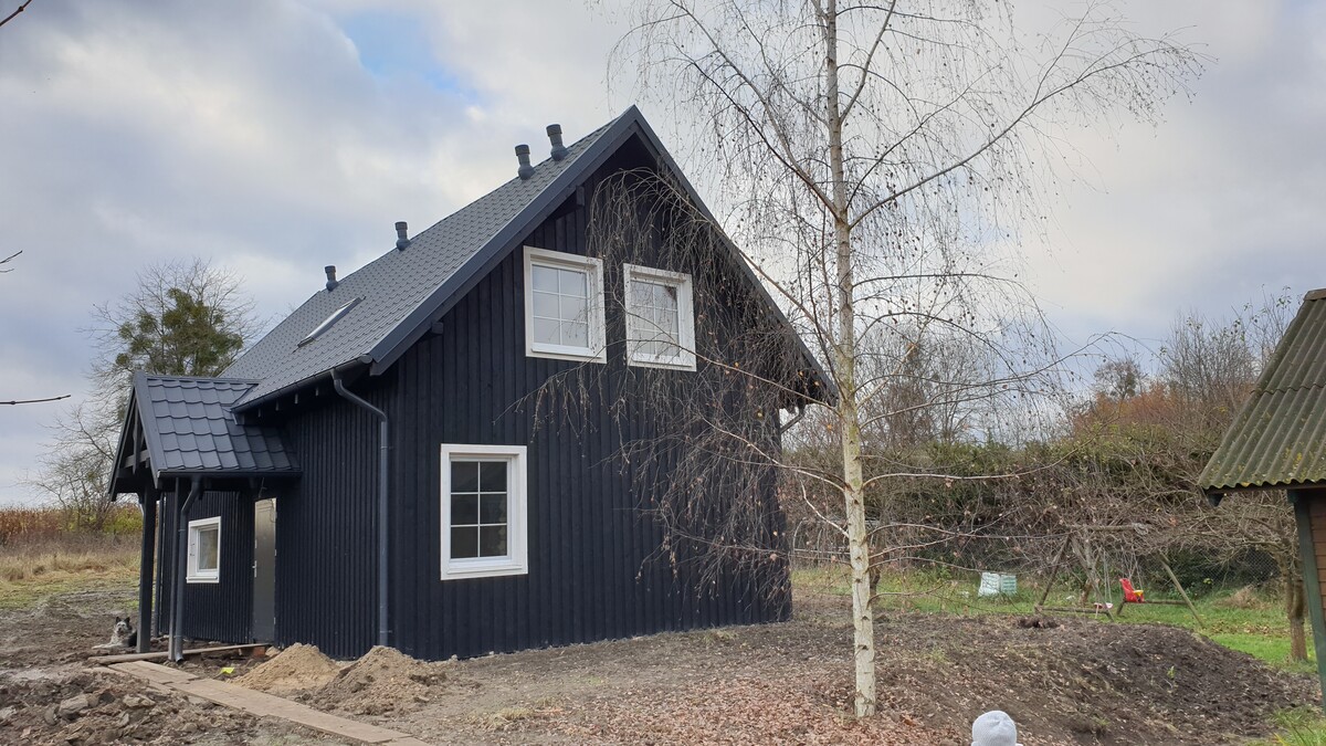 Elbląg DOM DREWNIANY JEDNORODZINNY MINI IIIJesteśmy firmą zajmującą się produkcją domów drewnianych mieszkalnych