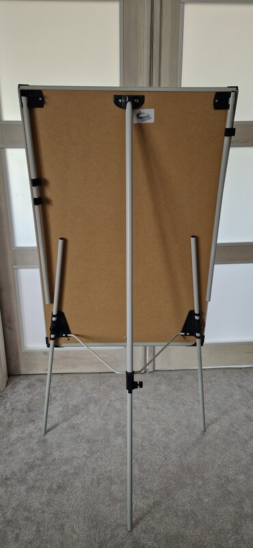 Elbląg Sprzedam nowy flipchart magnetyczny o wymiarach 70x100 cm – idealny do biura, szkoły, na szkolenia,