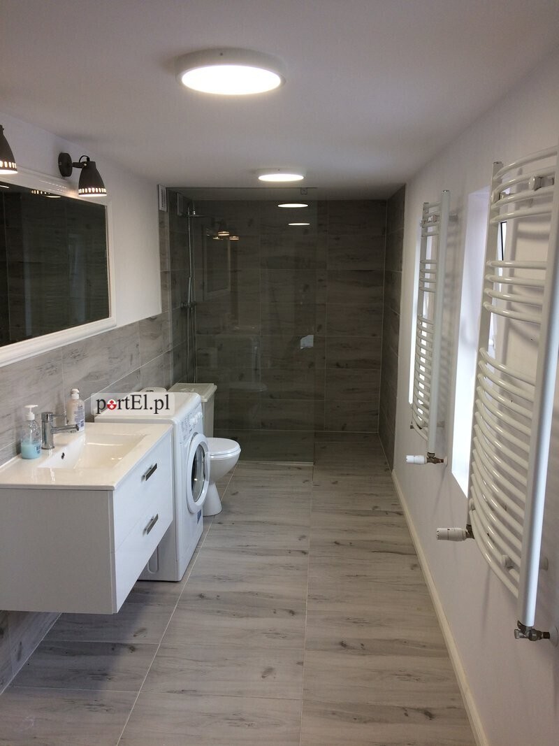 Elbląg Wynajmę umeblowany pokój z balkonem osobie niepalącej w domu jednorodzinnym, do dyspozycji kuchnia, dwie