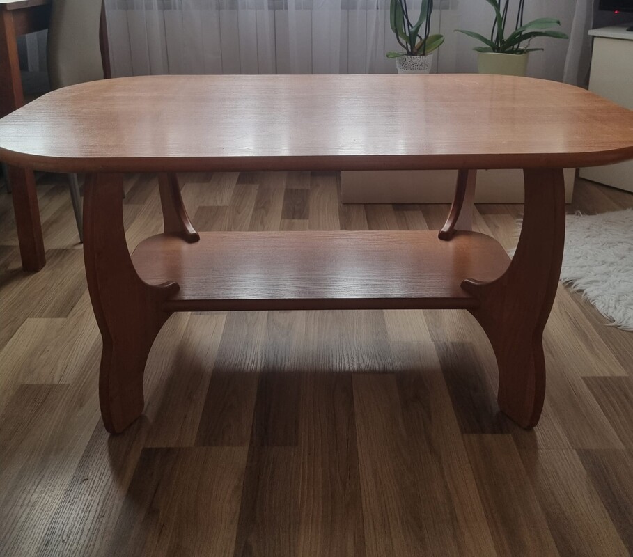 Elbląg Witam
Sprzedam Ławę widoczną na zdjęciach, używana. O wymiarach 120x67x56 Cena 60zł Odbiór osobisty w Elblągu