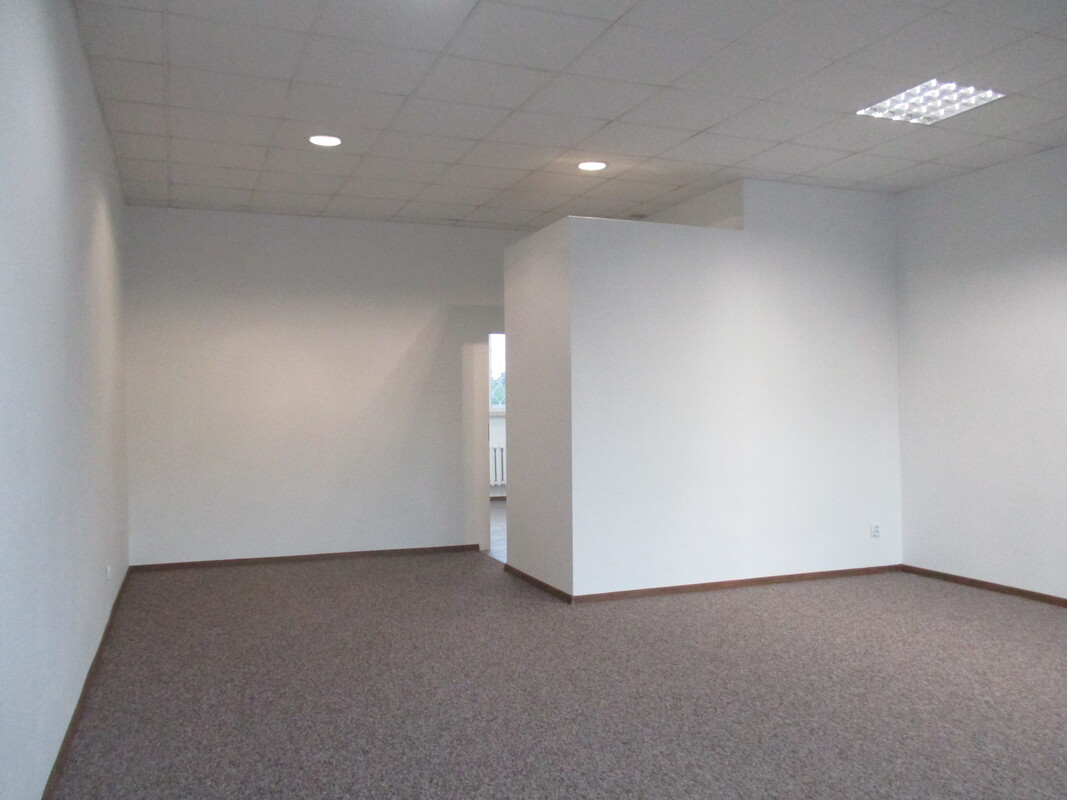 Elbląg Wynajmę:Lokal 65m2, dwa pomieszczenia plus wc. Parter. Ul. płk. Stanisława Dąbka. Elbląg