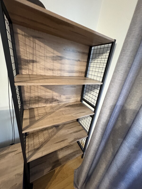 Elbląg sprzedaż nowoczesna meblościanka w stylu loftowym (dąb + czarne elementy). Zestaw bardzo solidnie wykonany,