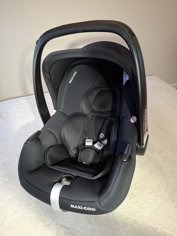 Elbląg Witam, sprzedam Nosidełko/fotelik Maxi-Cosi Cabriofix i-Size po jednym dziecku wyprodukowany 06.2024,Używamy