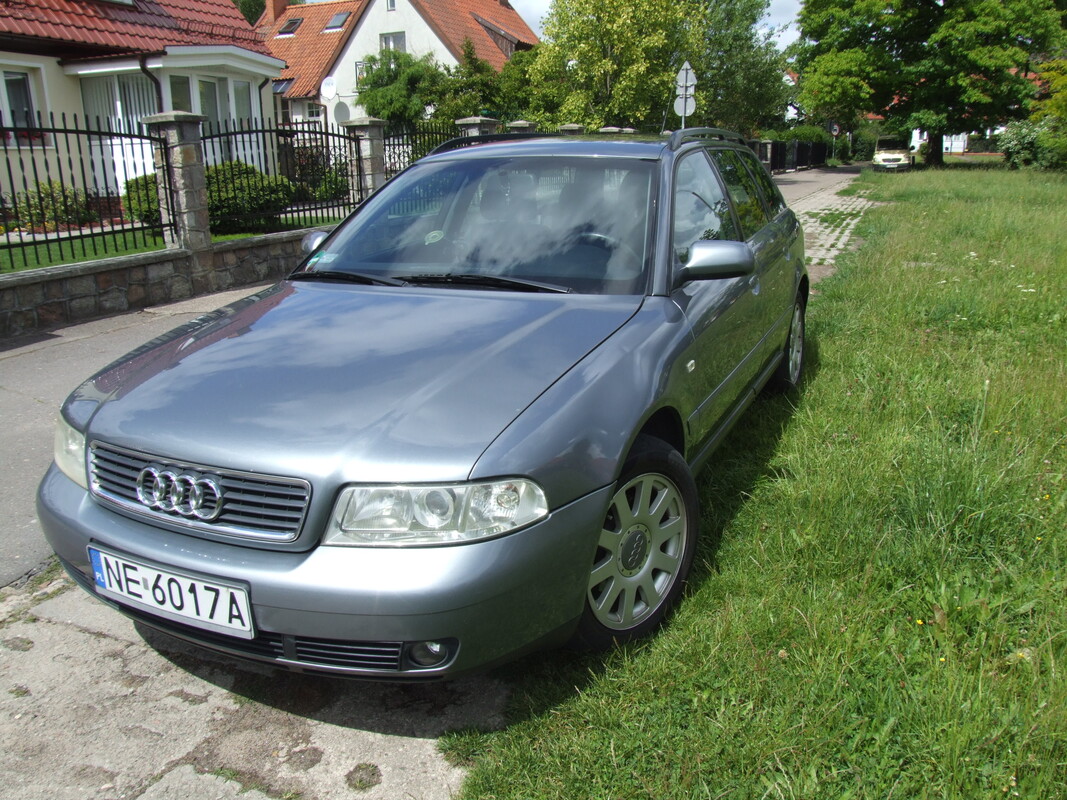 Elbląg 🚗 AUDI A4 B5 KOMBI – 1.6 BENZYNA, 102 KM, 2001 r. Idealny samochód rodzinny w świetnej cenie!