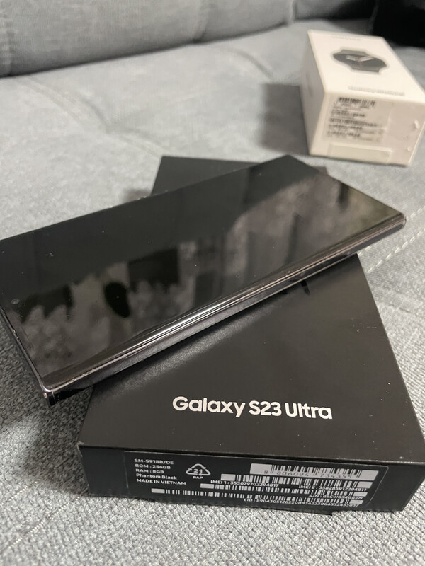 Elbląg Sprzedam w Telefon Samsung S23 Ultra w komplecie z zegarkiem Samsung Watch serii 8. Oba przedmioty są w dobrym