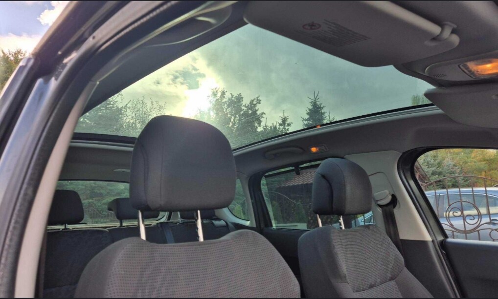 Elbląg Sprzedam Peugeot 3008 1.6HDI Premium. Auto z 2012 roku, a w moich rękach od 2016.W samochodzie 5tyś km temu