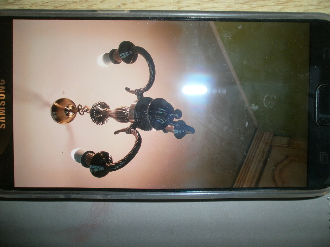 Elbląg Dzień dobry:)
Mam do odsprzedania
Lampę/żyrandol Italux z satynowanego metalu w idealnym stanie, na żarówki z