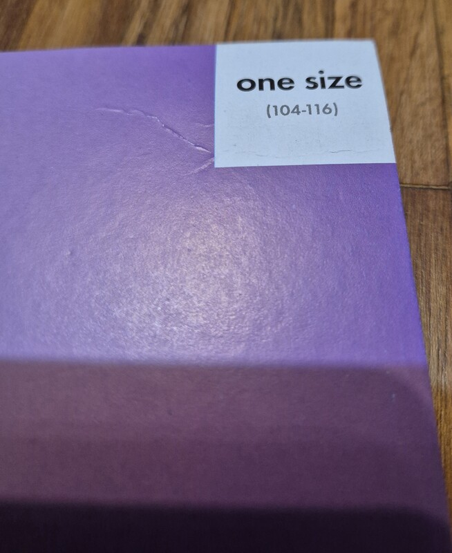 Elbląg Bluzka Batman wraz z maską w rozmiarze one size od 104 do 116.
Dla dziewczynki, ale moze być również dla