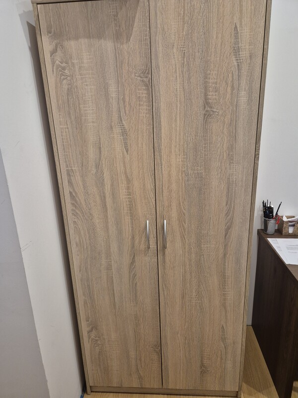 Elbląg Oddam za darmo szafę z płyty mdf, kolor dąb sodoma rozmiar 100x200x50