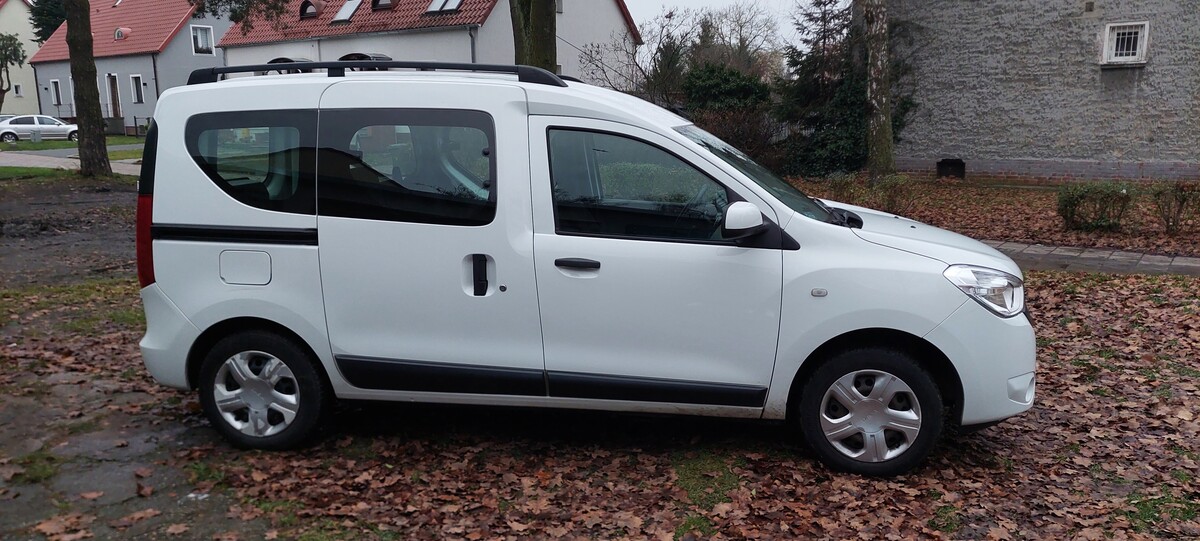 Elbląg Sprzedam Dacia Dokker 1.6 benzyna, przebieg 123600km, moc 102KM, pierwszy właściciel niepalacy, zadbany, salon