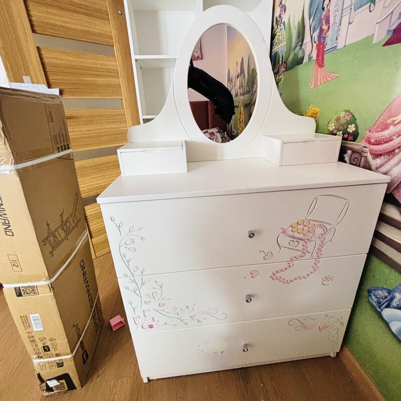 Elbląg Sprzedam meble firmy Meblik używane komoda szafa regał łóżko z materacem