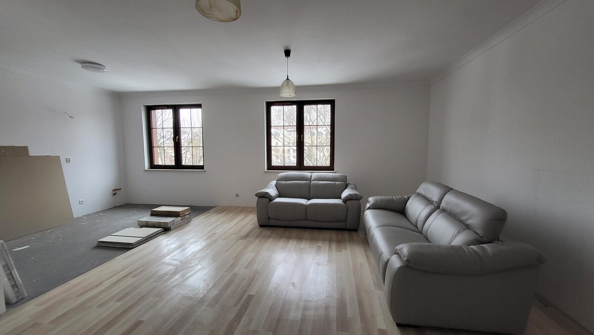 Elbląg KWADRAT NIERUCHOMOŚCI3 pokoje, 101 m2apartamentowiec z 2020 r. III piętro - windamedia z miastado