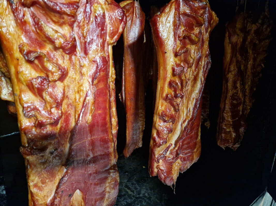 Elbląg Ogłoszenie o pracęTytuł: Rzeźnik / Wędzarz / Kutrowy – Stabilna praca, elastyczne dni! (Nowakowo)Treść