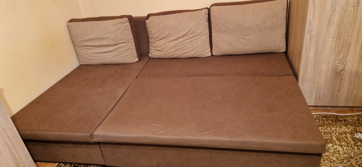 Elbląg Sprzedam rogówkę prawa/lewa 130×200,
Cena 250 zł, odbiór i transport po stronie kupującego