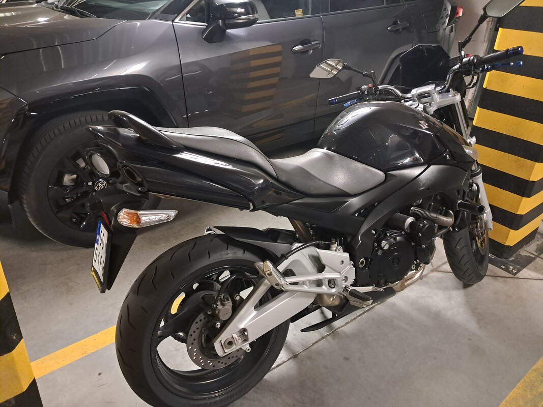 Elbląg Sprzedam motocykl Suzuki GSR600,2007 rok, stan bardzo dobry, przebieg 48 000 km, garażowany, nowa opona,