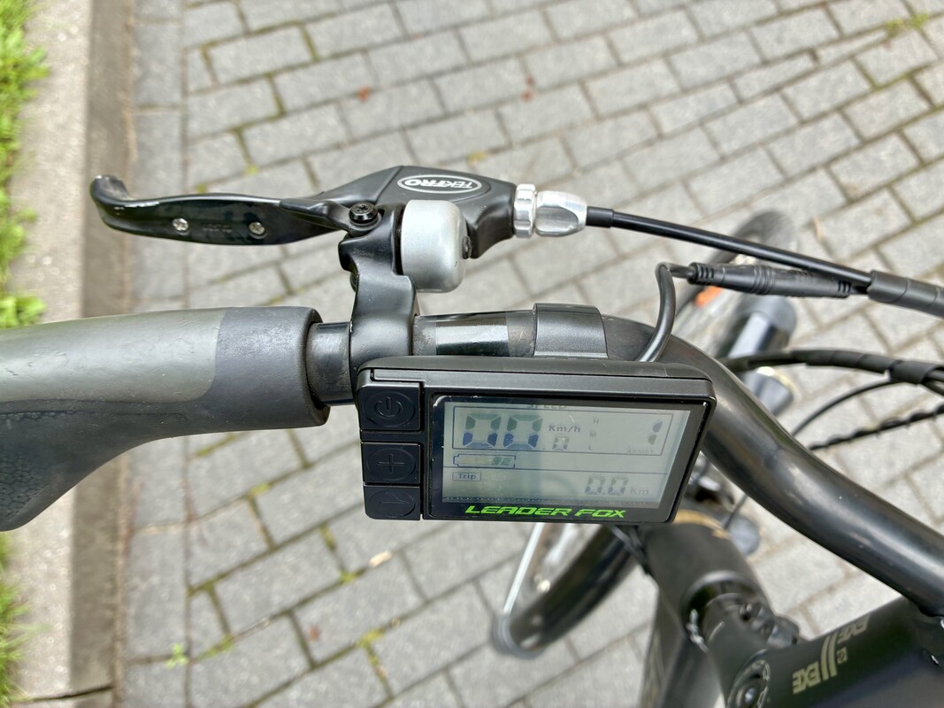 Elbląg Sprzedam rower elektryczny Leader Fox Latona, koła 26” , rama 16,5” , czarny mat. Zadbany,