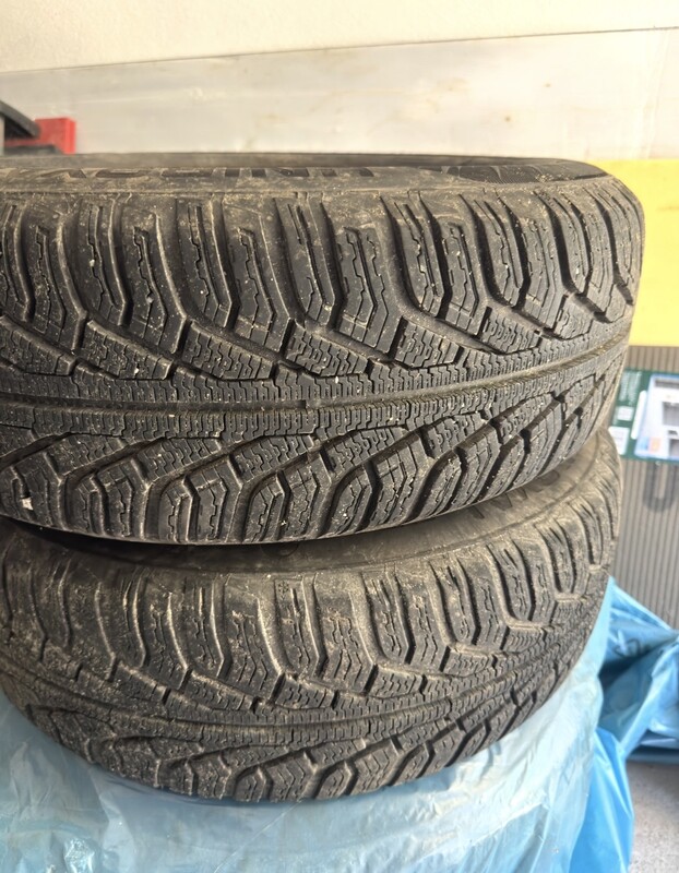 Elbląg Sprzedam felgi stalowe z oponami zimowymi UNIROYAL 205/60 R16 Zestaw z Forda turneo. Potrzebujesz więcej