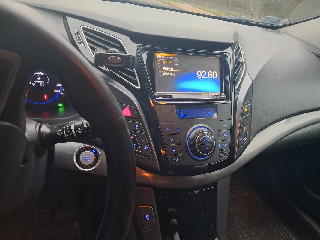 Elbląg Sprzedam Hyundai i40 Kombi 1,7CRDI z 09.2013 salon polska, sprawny użytkowany na bieżąco.