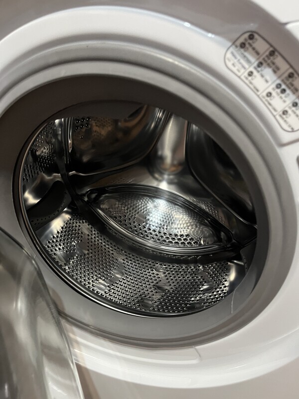 Elbląg Sprzedam pralkę. Nowa. Zakupiona w lipcu 2025.Dołączony rachunek- 2 lata gwarancji. Dane techniczne: pralka