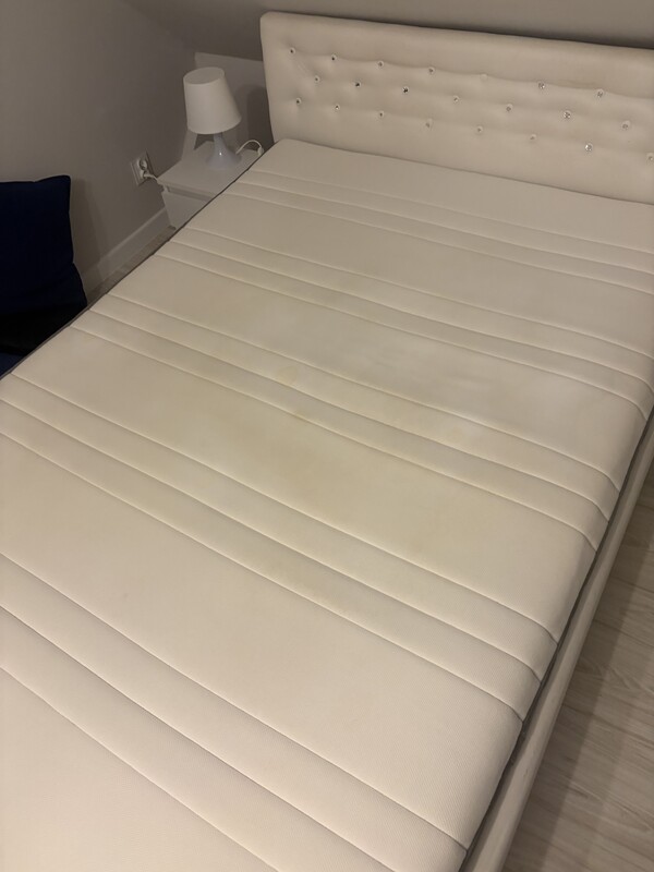 Elbląg Sprzedam materac Ikea Hovack średnio twardy 140 cm szerokość grubość ok 20 cm używany nie zarwany dobry plus na