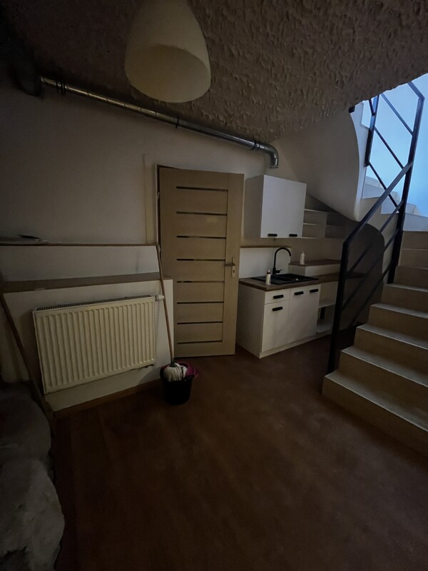 Elbląg OfertaDo wynajęcia lokal użytkowy o powierzchni 38 m² w Elblągu. LokalizacjaUlica Sukiennicza to