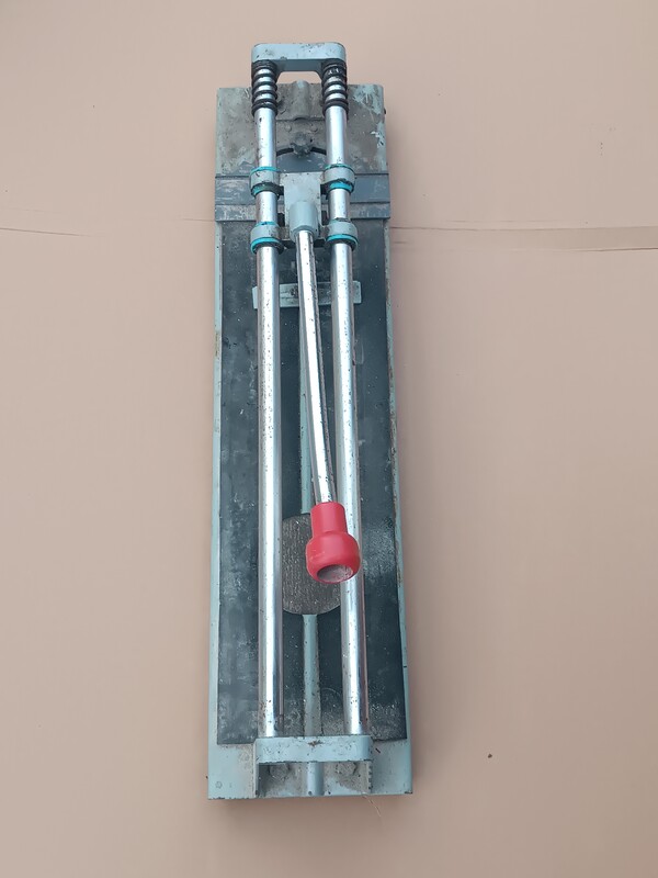 Elbląg Maszynka do kafelek 
Długość cięcia 45 cm