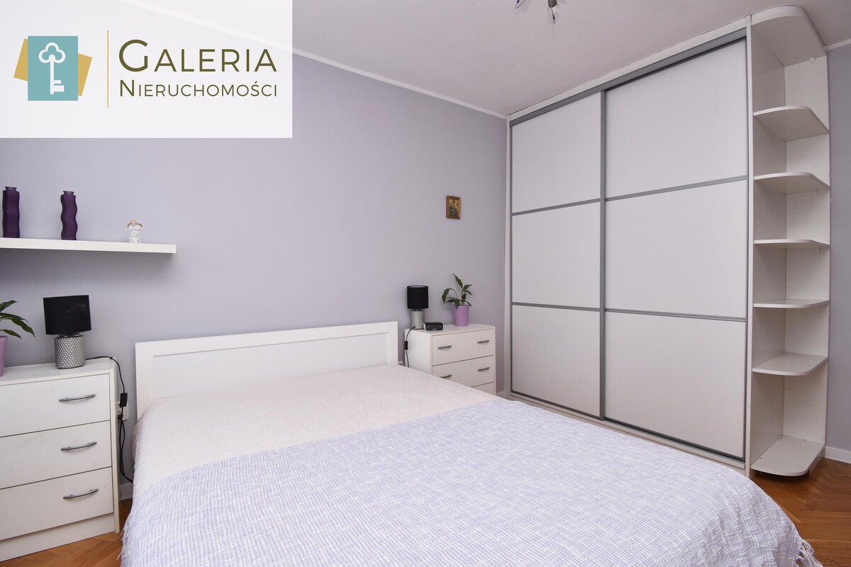 Elbląg GALERIA NIERUCHOMOŚCIZ pasji i miłości do nieruchomościNa sprzedaż: Trzy pokoje, balkon, świetna