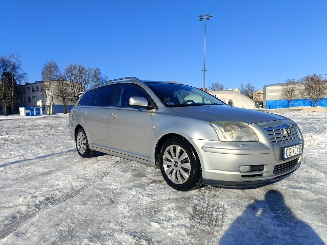 Elbląg Toyota Avensis