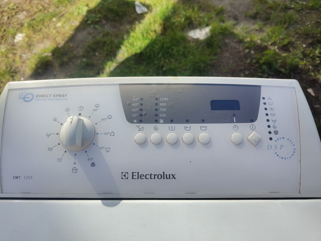 Elbląg Witam sprzedam pralkę Electrolux EWT1255 ładowana od góry. .. stan bardzo dobry. .. Możliwość transportu. ..