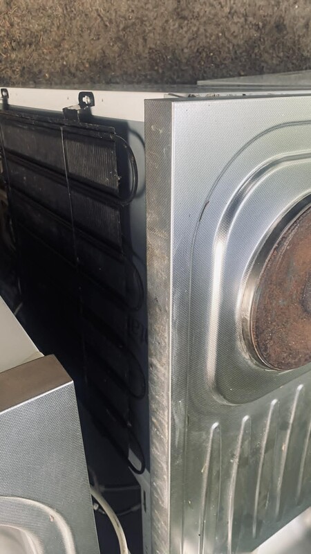 Elbląg MK-100 minikuchnia miniblok zestaw 4w1 lodówka zlewozmywak kuchenka
Składa się z szafki, lodówki, zlewozmywaka