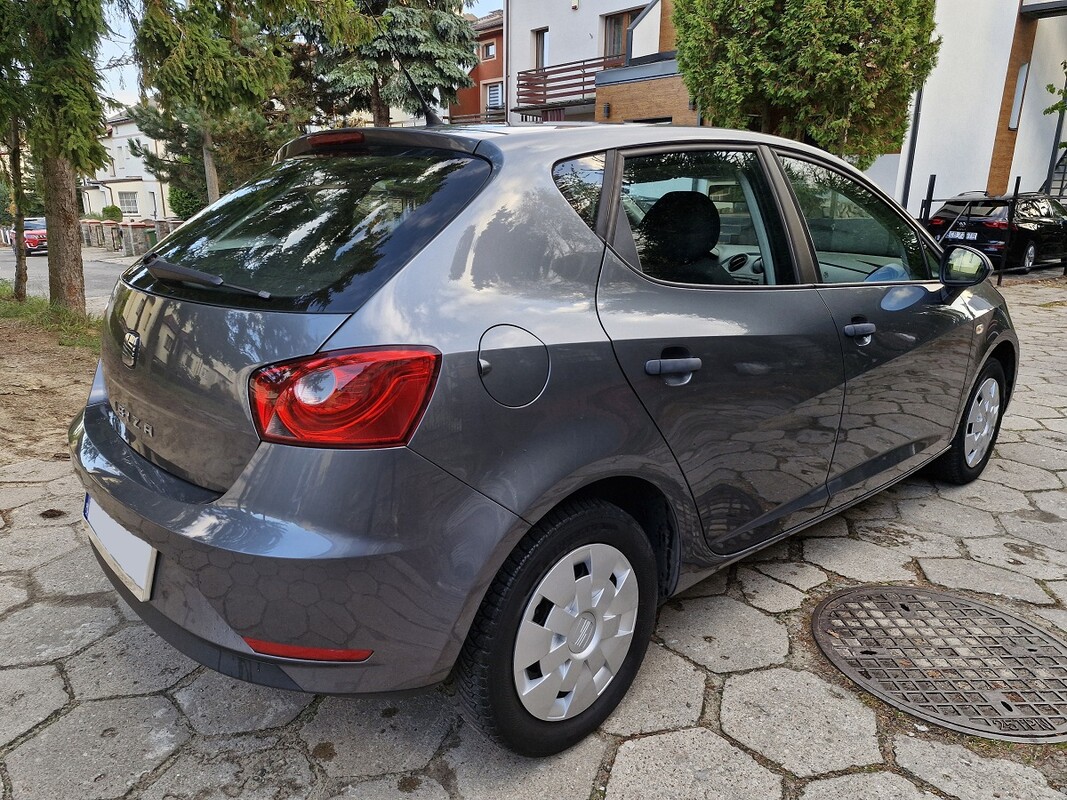 Elbląg Seat Ibiza1.2 BenzynaModel 2013Klimatyzacja181 tys kmZarejestrowana w Polsce