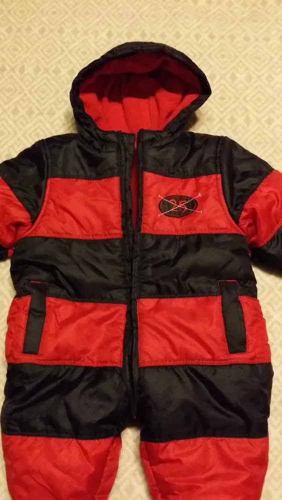 Elbląg Mam do zaoferowania nowy (brak papierowych metek), cieplutki kombinezon dla chłopca. Rozmiar 68 cm. Szczerze