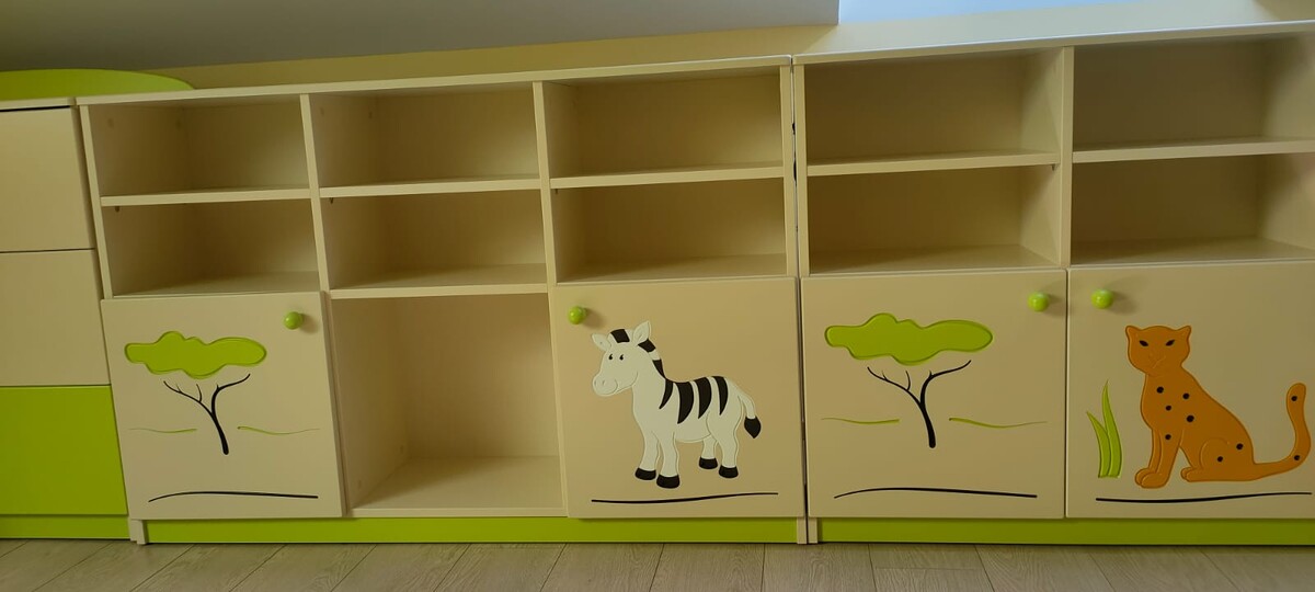 Elbląg Witam, na sprzedaż meble dziecięce firmy Meblik Safari, meble w bardzo dobrym stanie.