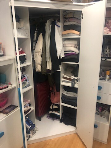 Elbląg Na sprzedaz używane meble, zestaw: wielka szafa narożna100x100x192,słupek45x38x192,, komoda 90x38x132,biurko