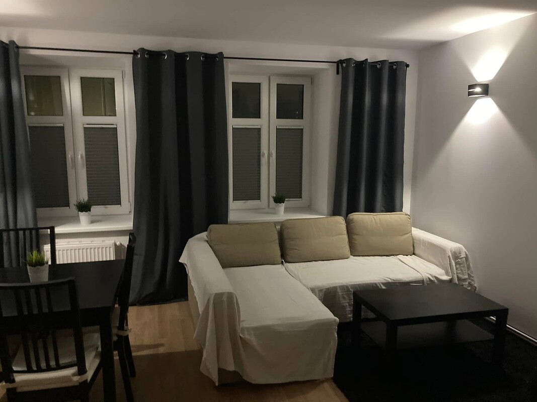 Elbląg Sprzedam mieszkanie na parterze, 2 pokoje, 49 m2 z garderoba.