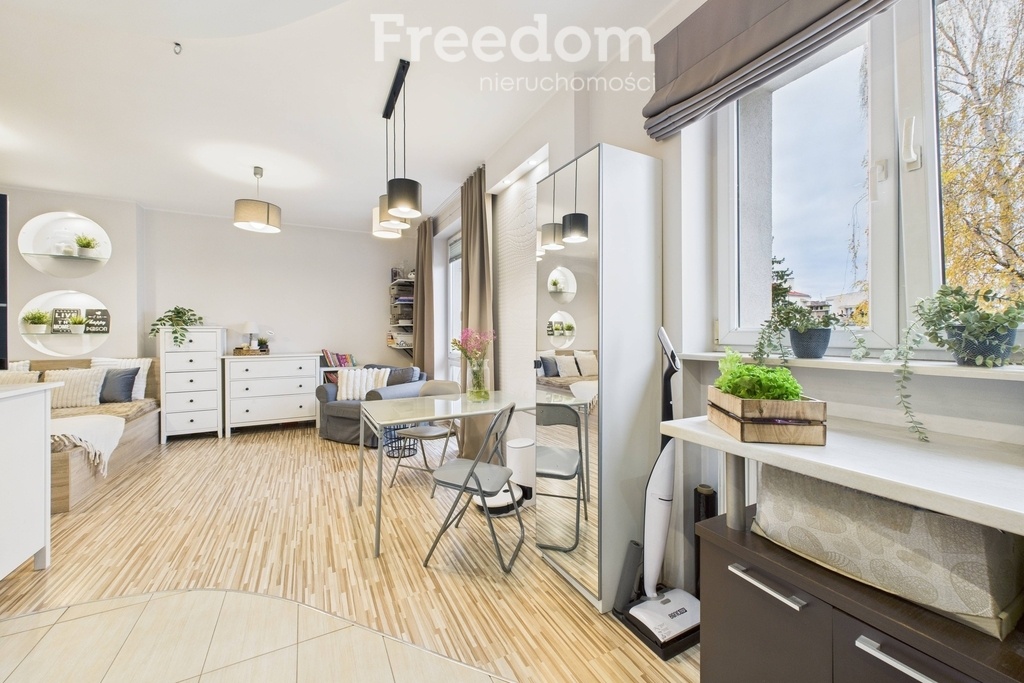 Elbląg FREEDOM NIERUCHOMOŚCISprzedam mieszkanie - Elbląg, Plac Wolności. Na sprzedaż wyjątkowo przytulne i bardzo