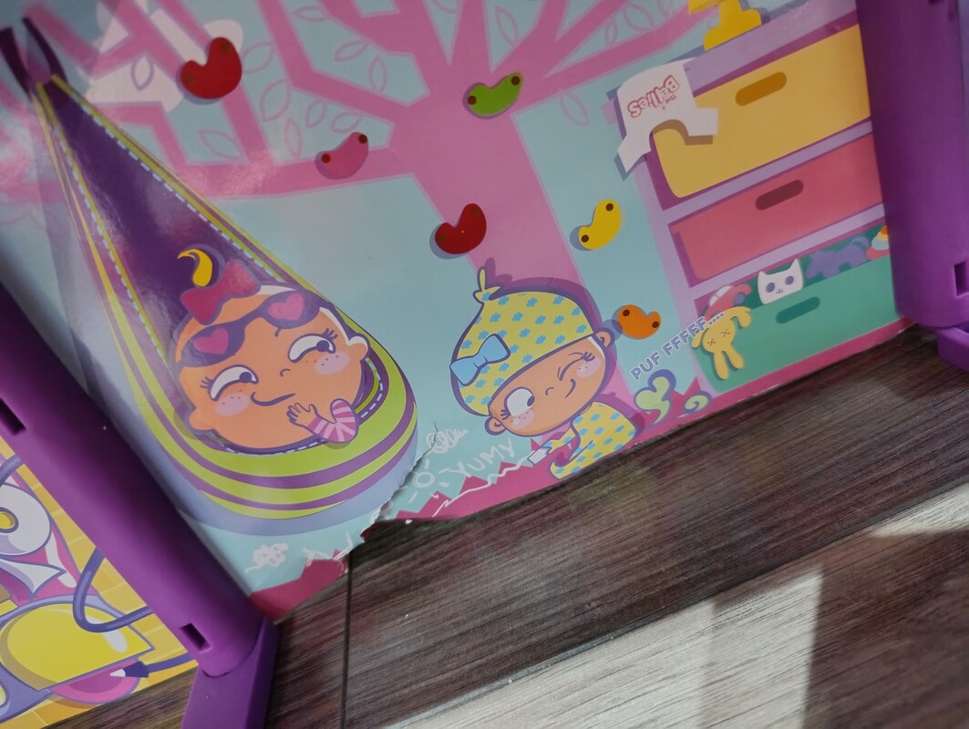 Elbląg Sprzedam duży domek wille the bellies
Stan bardzo dobry jedynie mała wada pokazana na zdjęciu. Kontakt sms